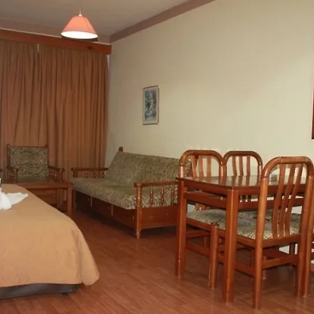 Nick's 2* Ayia Napa